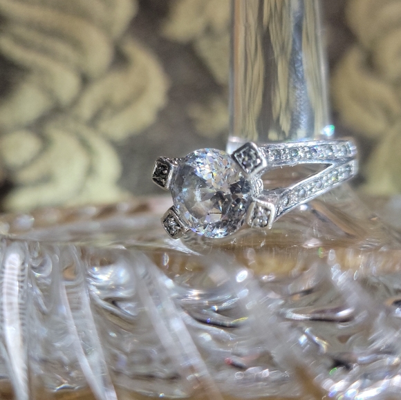 Statement ring - Picture 5 of 9